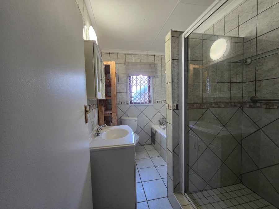 3 Bedroom Property for Sale in Pentagon Park Free State